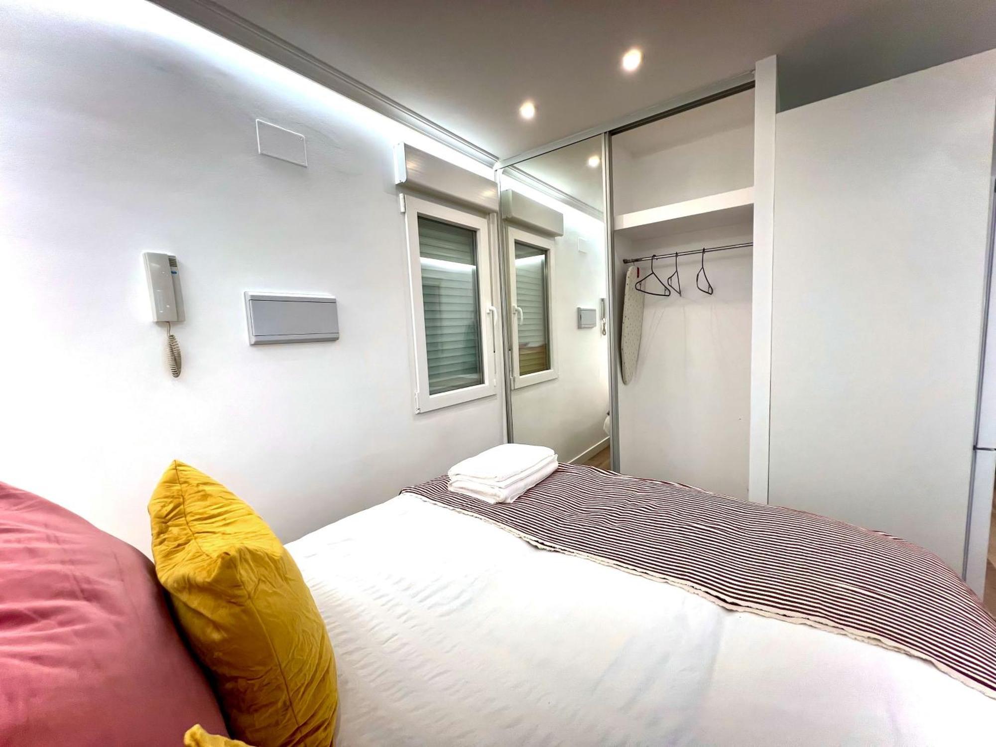 Apartment In The Heart Of Madrid-Piso En Malasana Buitenkant foto