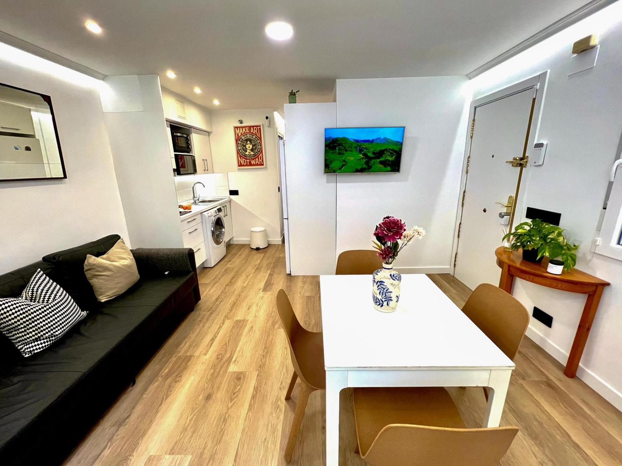 Apartment In The Heart Of Madrid-Piso En Malasana Buitenkant foto