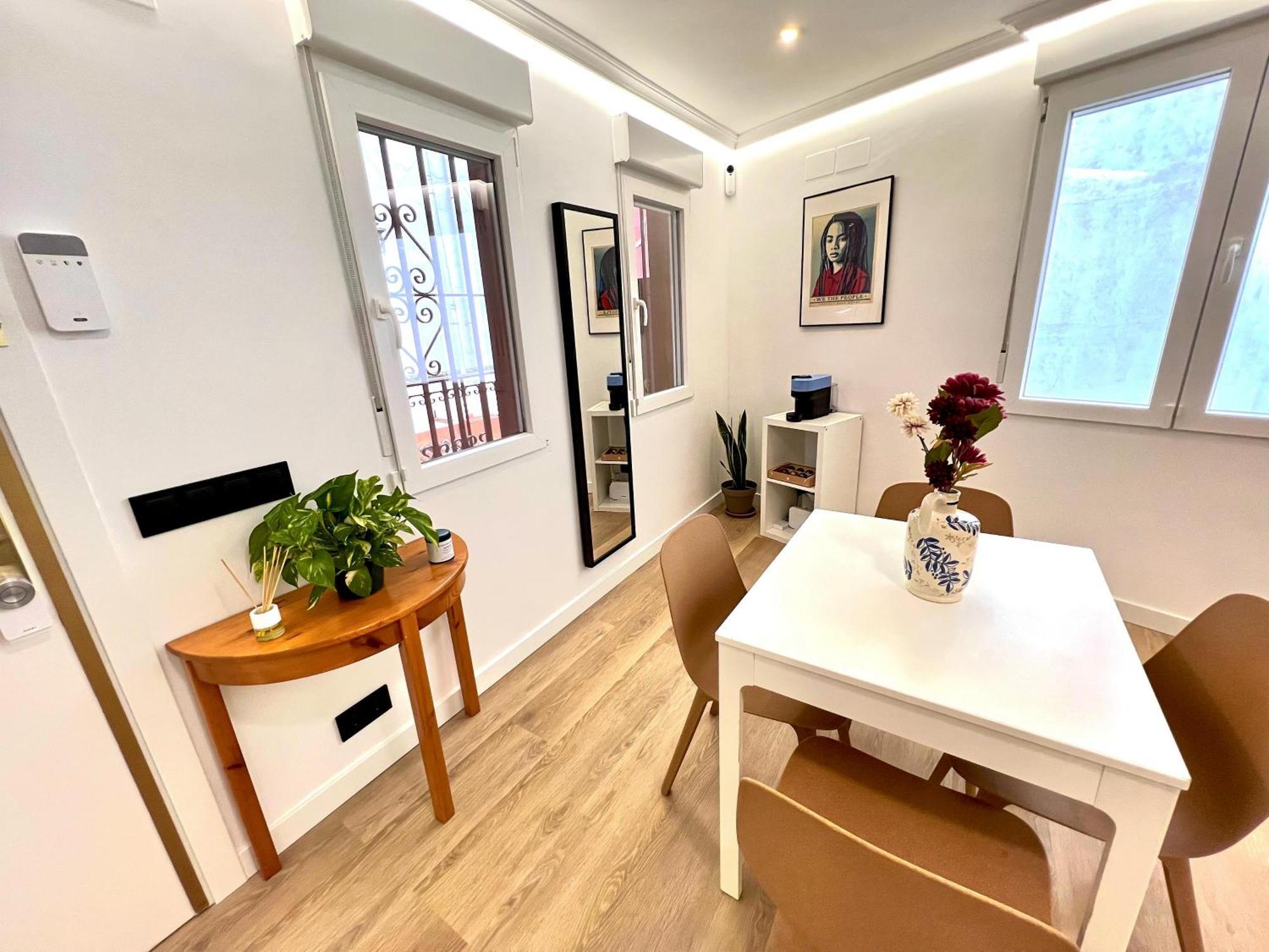 Apartment In The Heart Of Madrid-Piso En Malasana Buitenkant foto